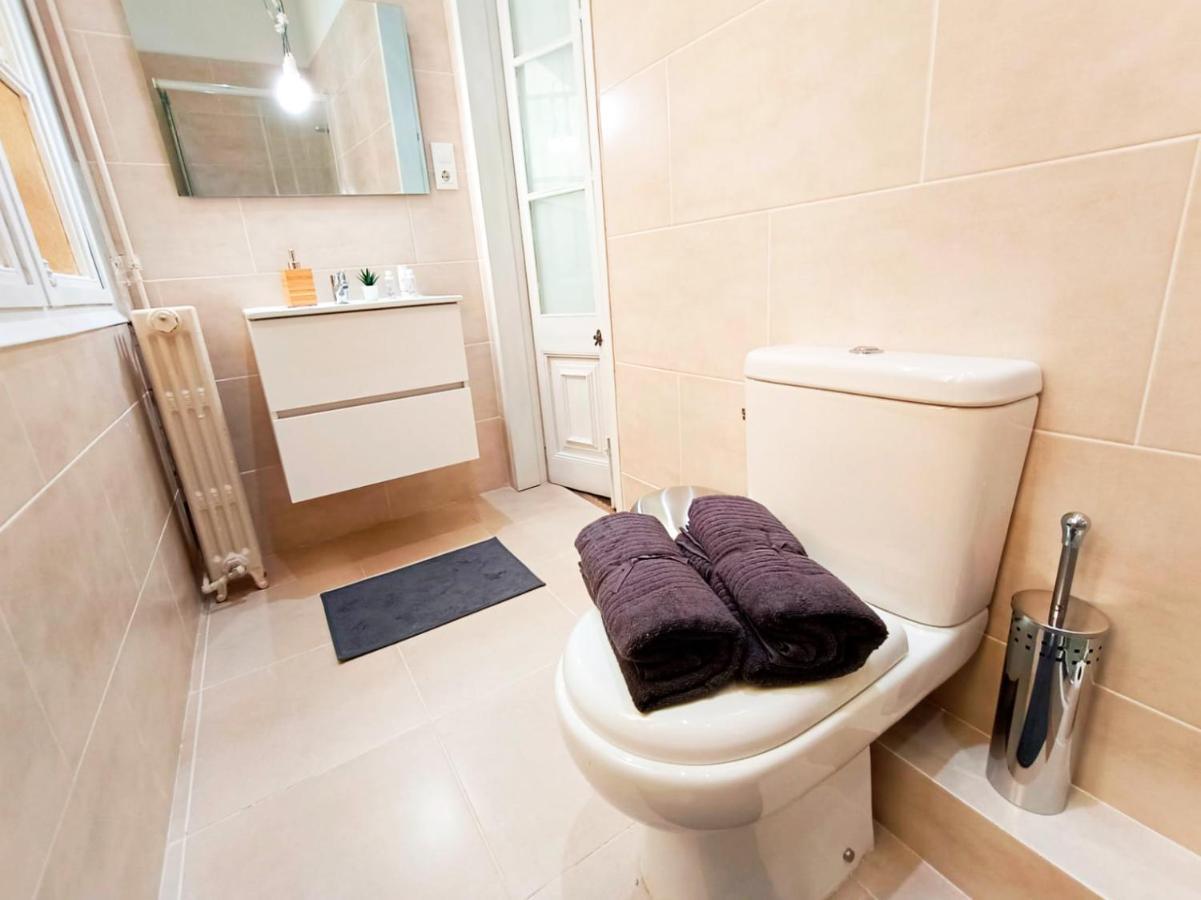ברצלונה By Plaza Catalunya Rooms מראה חיצוני תמונה
